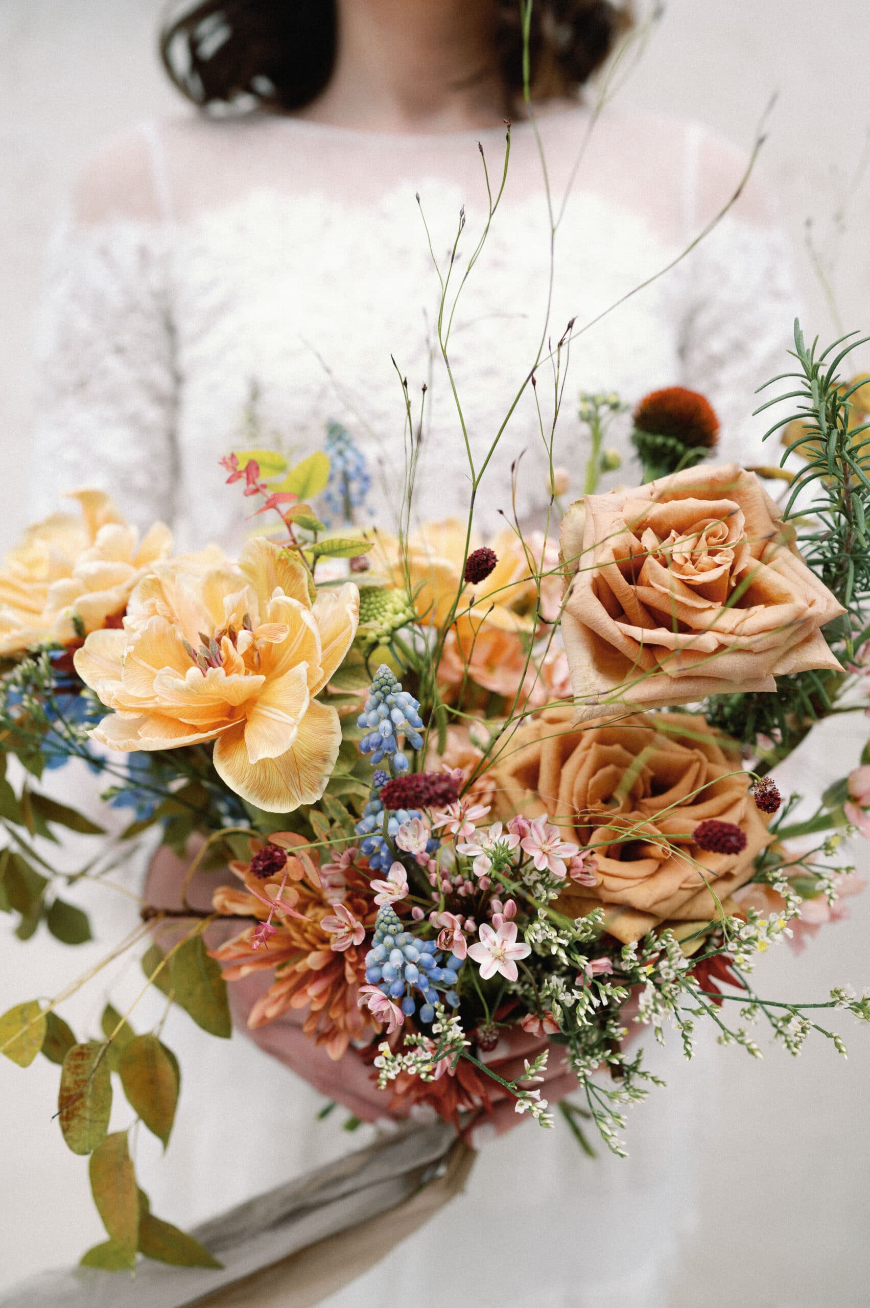 miami beach botanical wedding inspo. Bouquet with beige and cappuccino color palette